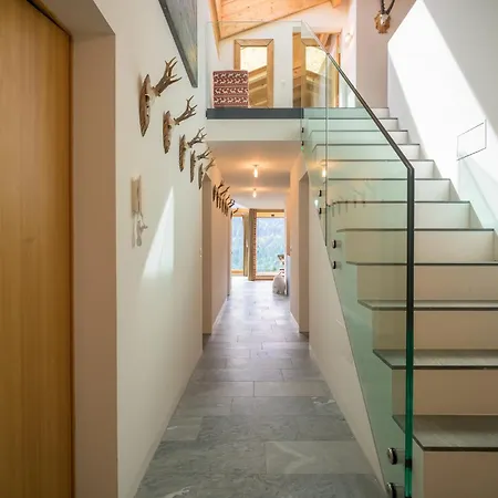 Edelweiss Ferienwohnung, Fluras Alpine Penthouse דירה *
