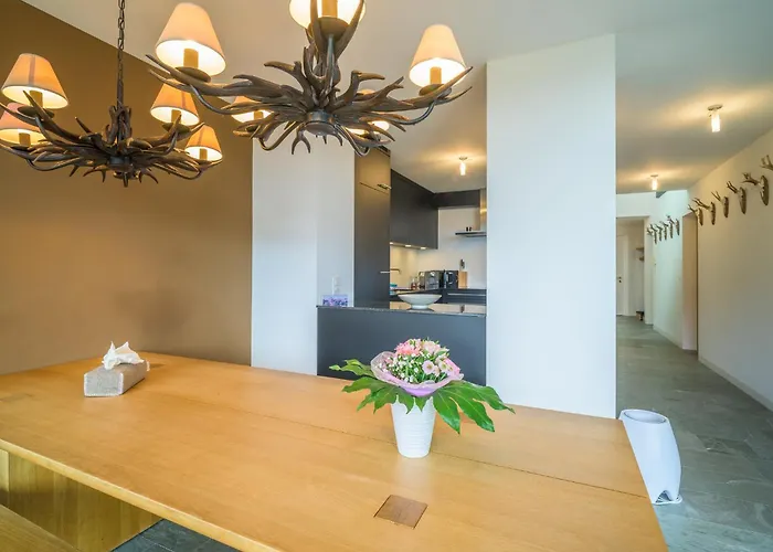 Edelweiss Ferienwohnung, Fluras Alpine Penthouse Daire