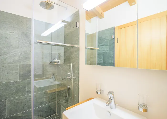 Edelweiss Ferienwohnung, Fluras Alpine Penthouse Apartman