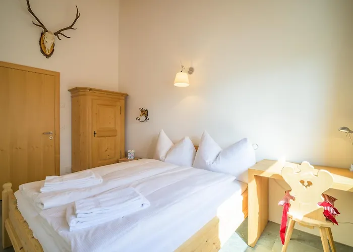 Edelweiss Ferienwohnung, Fluras Alpine Penthouse Apartman