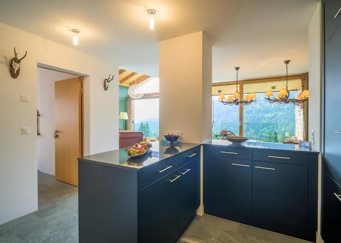 Edelweiss Ferienwohnung, Fluras Alpine Penthouse Flims