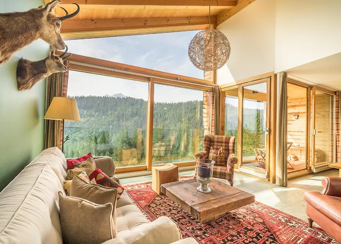 Daire Edelweiss Ferienwohnung, Fluras Alpine Penthouse Flims