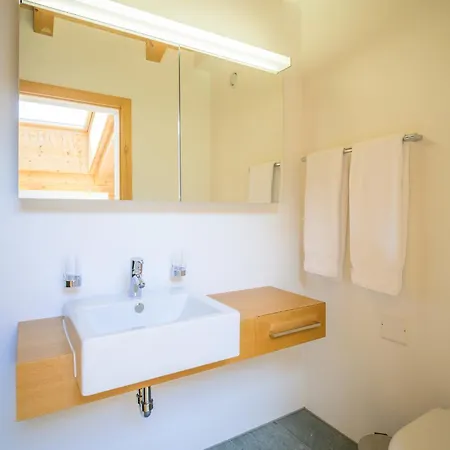 Edelweiss Ferienwohnung, Fluras Alpine Penthouse