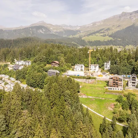 Edelweiss Ferienwohnung, Fluras Alpine Penthouse