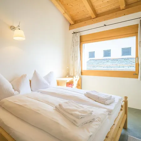 Edelweiss Ferienwohnung, Fluras Alpine Penthouse * Flims
