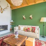 Edelweiss Ferienwohnung, Fluras Alpine Penthouse Апартаменты *