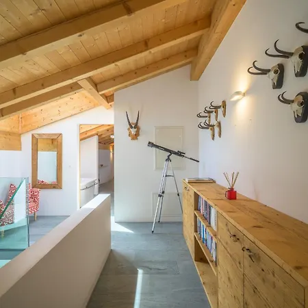 Edelweiss Ferienwohnung, Fluras Alpine Penthouse Apartment Flims