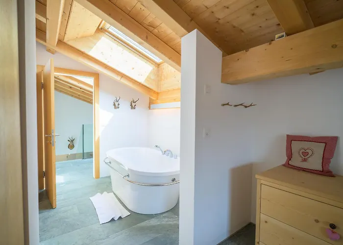 Edelweiss Ferienwohnung, Fluras Alpine Penthouse Apartman Flims