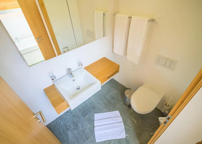 Edelweiss Ferienwohnung, Fluras Alpine Penthouse Flims