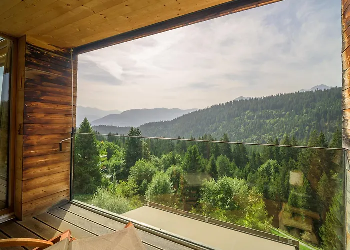 Apartman Edelweiss Ferienwohnung, Fluras Alpine Penthouse Flims